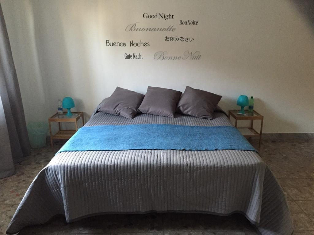B&B Roma Citta Aperta Bilik gambar